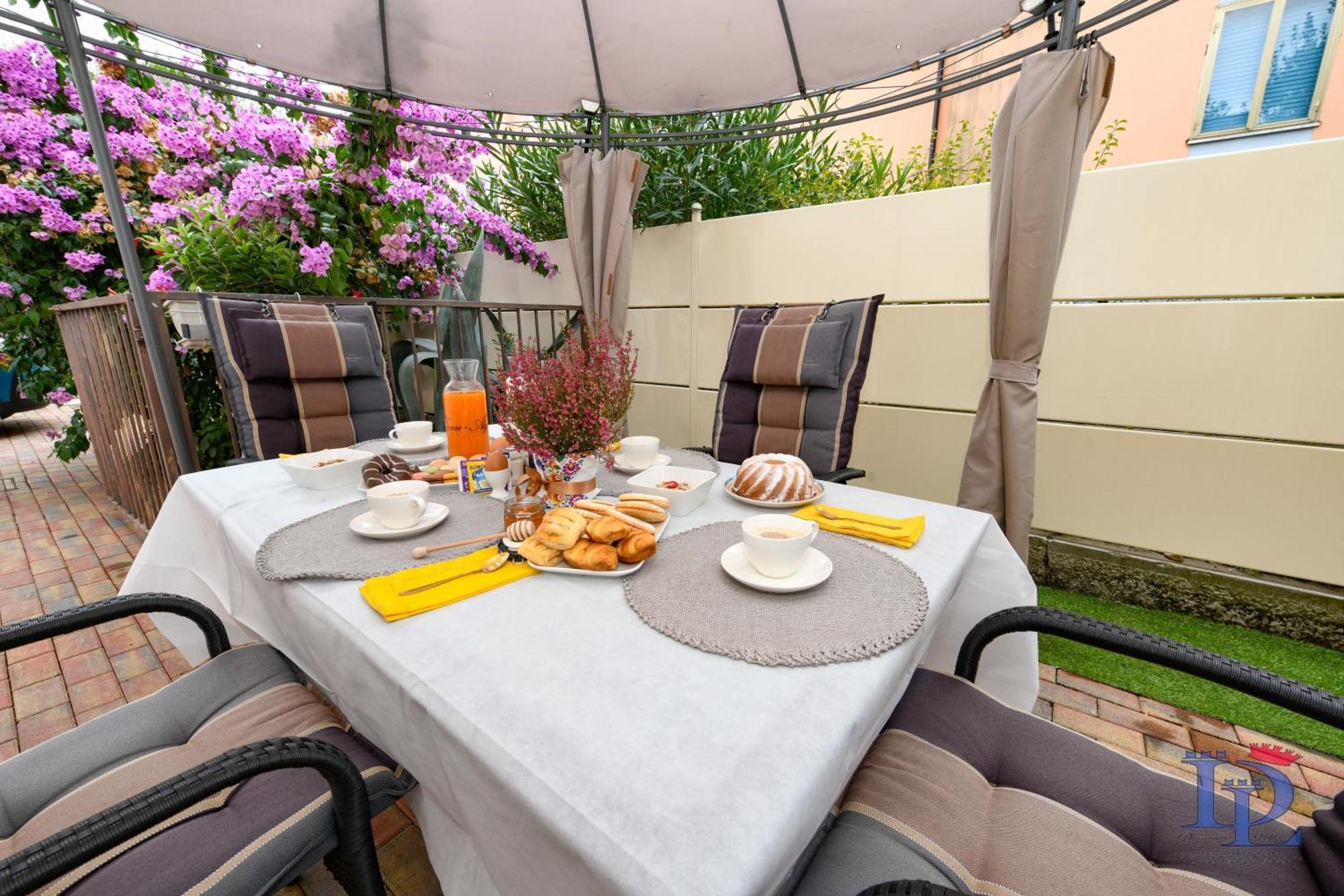 Desenzanoloft Official Partner Marriott Homes & Villas - Garden & Pool Desenzano del Garda Dış mekan fotoğraf